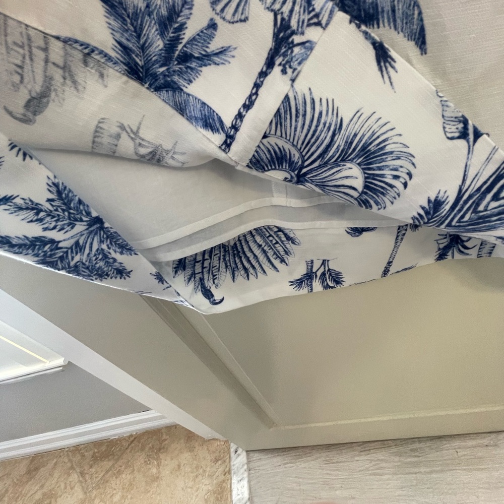 NWOT Tommy Bahama blue and white shift linen dress. Never worn - size XS - Picture 4 of 5